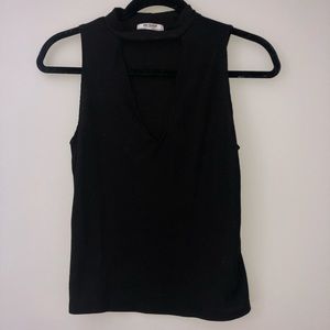 Zara: Black top